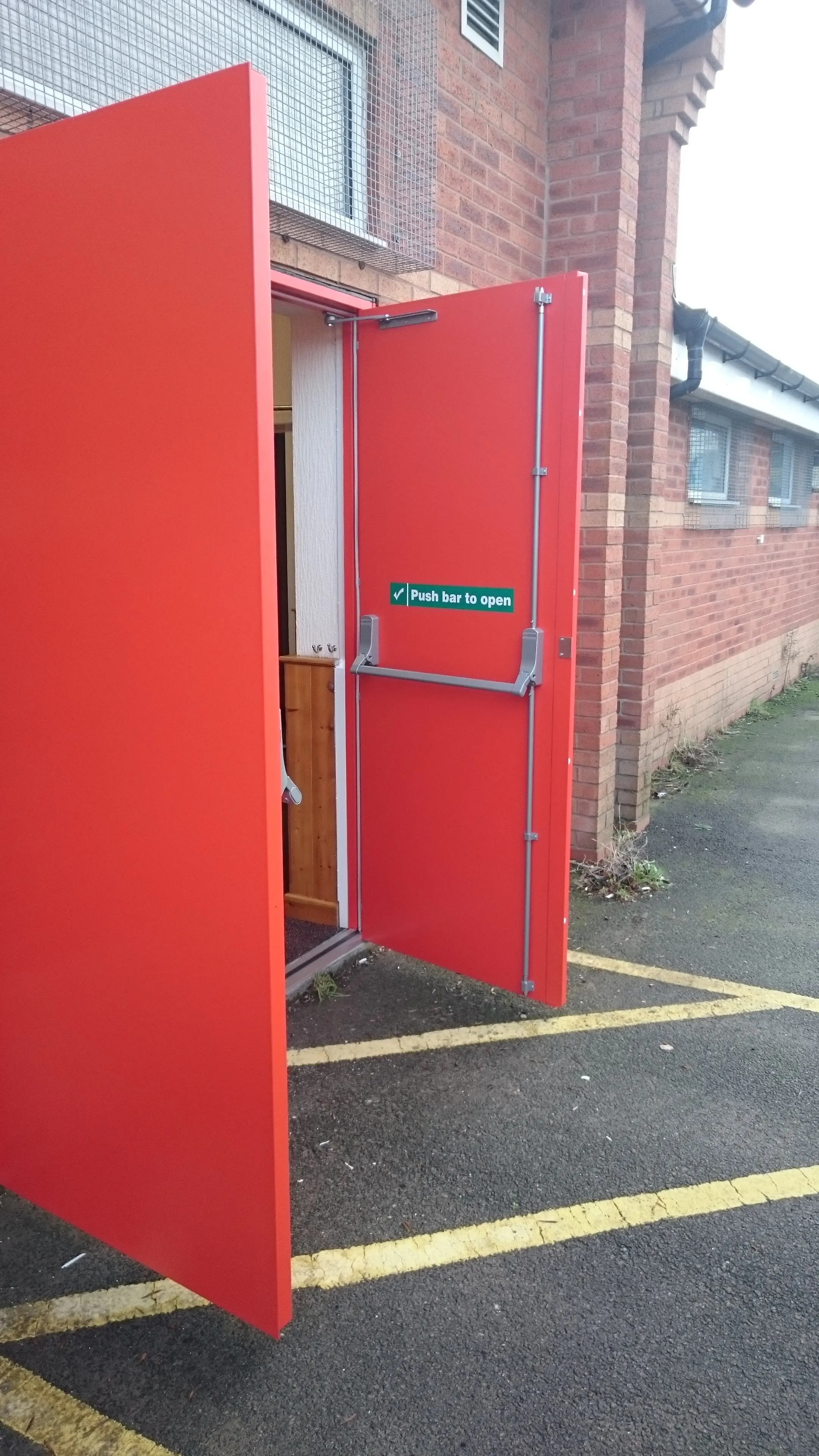 Double Swing Doors